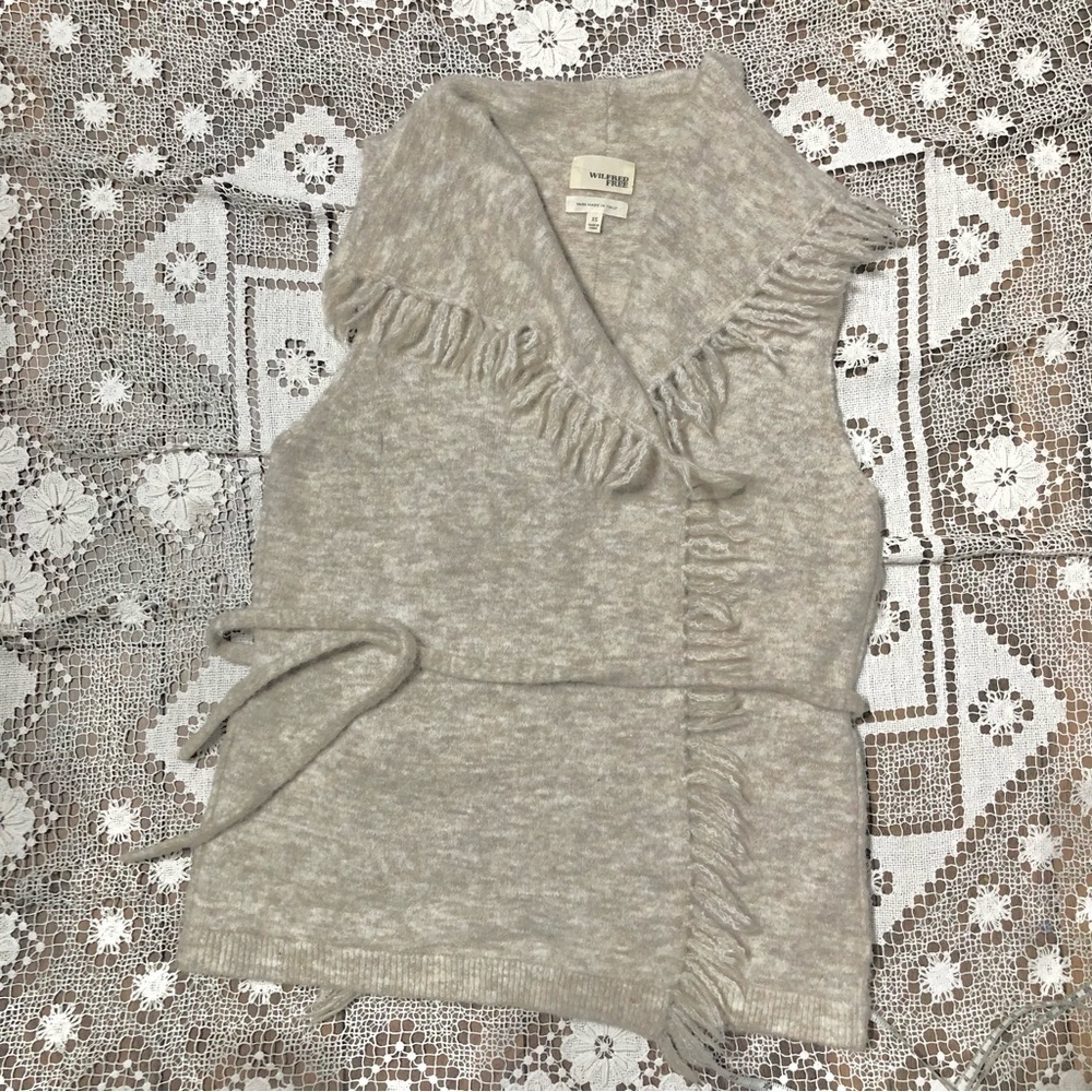 Aritzia Wilfred Free Fei Fei Vest Fringe Wool Alpaca Belted Cardigan Vest - Picture 6 of 12